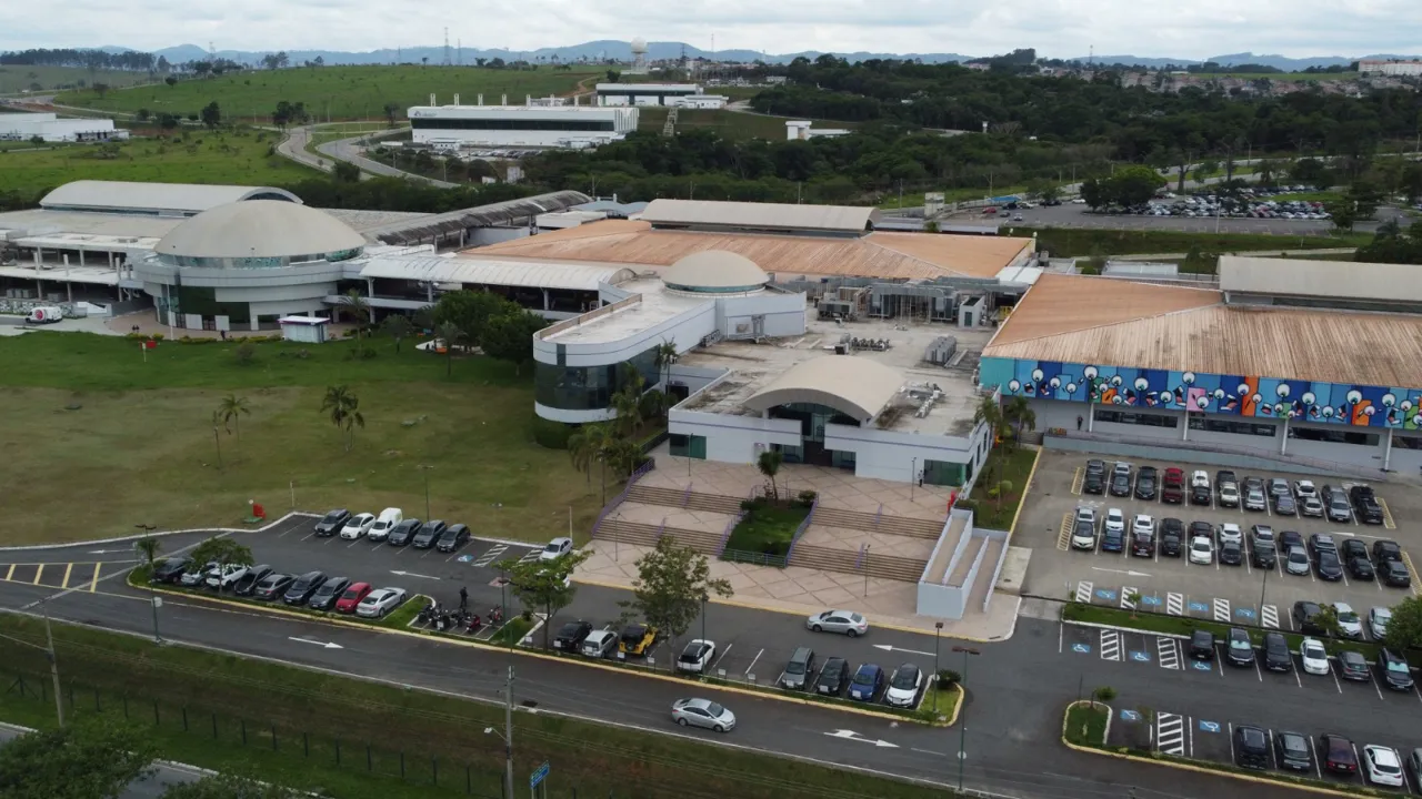 Agropolo Vale apresenta tecnologias para agricultura conectada e inovação digital no Pavilhão Smart Agro